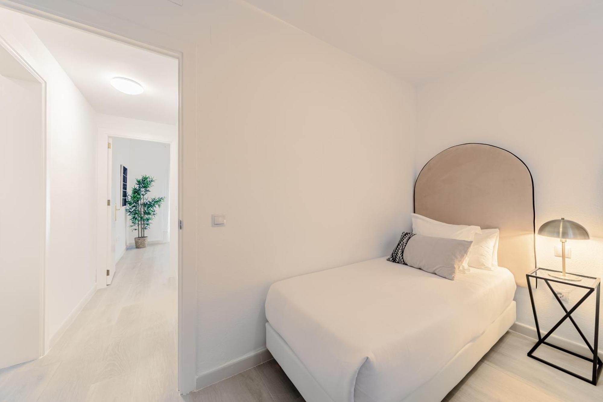 Apartamento Alojarte BécquerFree parking Sevilla Exterior foto