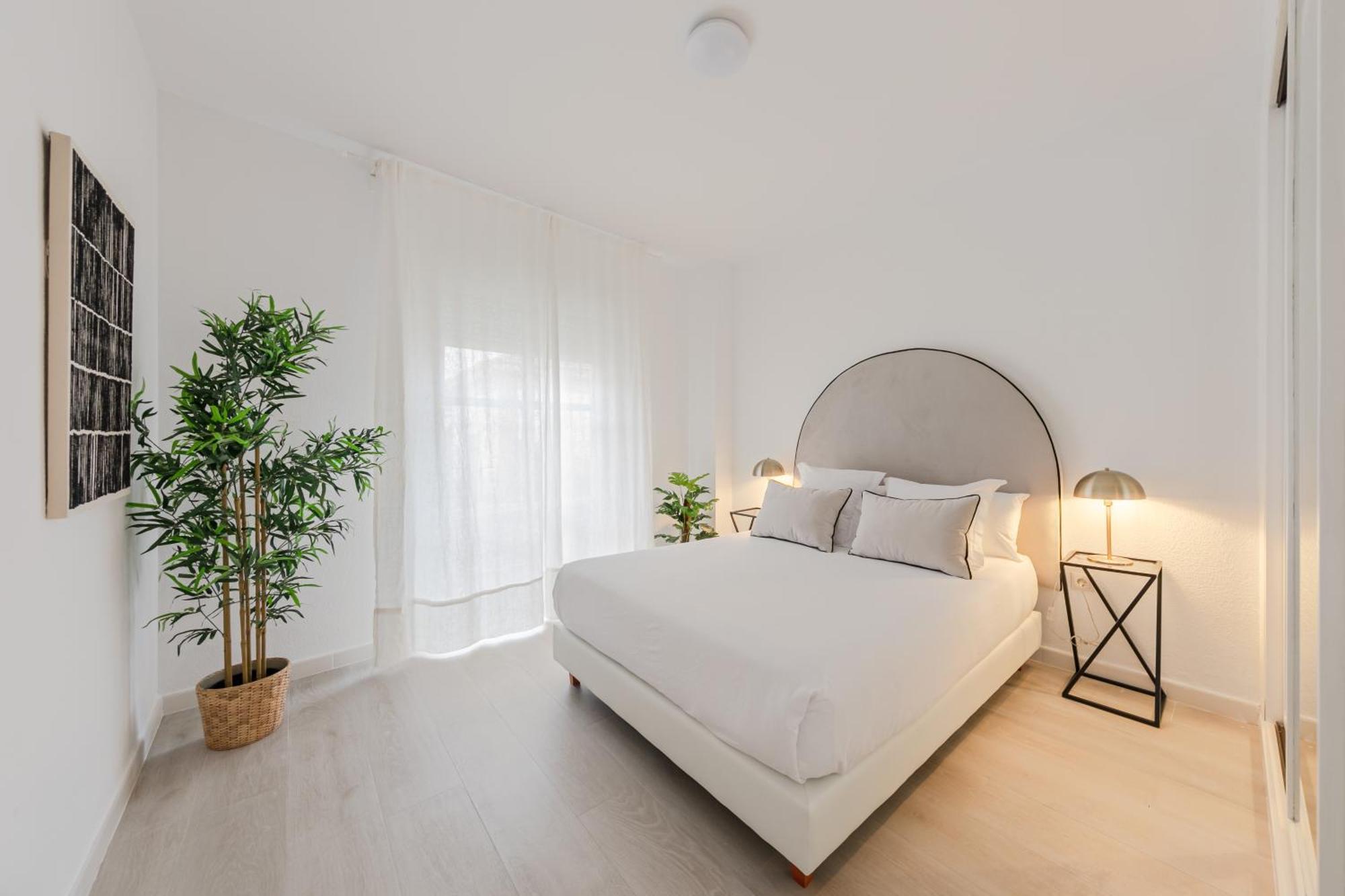 Apartamento Alojarte BécquerFree parking Sevilla Exterior foto